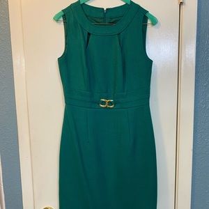 Tahari Size 2 Emerald Green dress